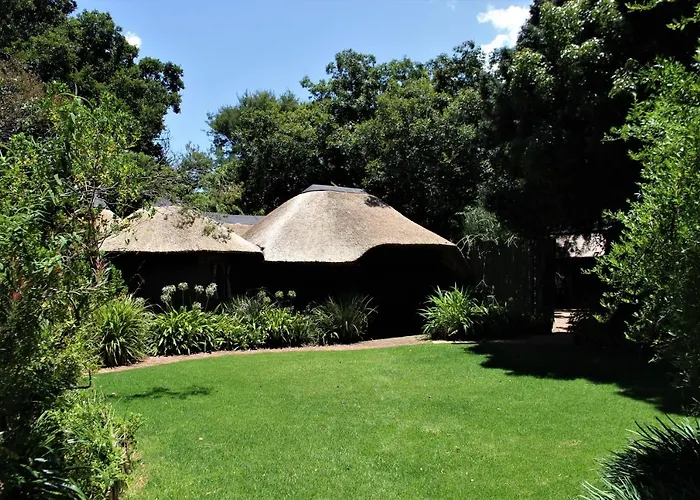 Ikamu'S Lodge