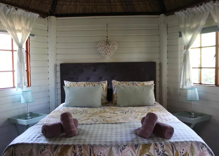 Ikamu'S Lodge