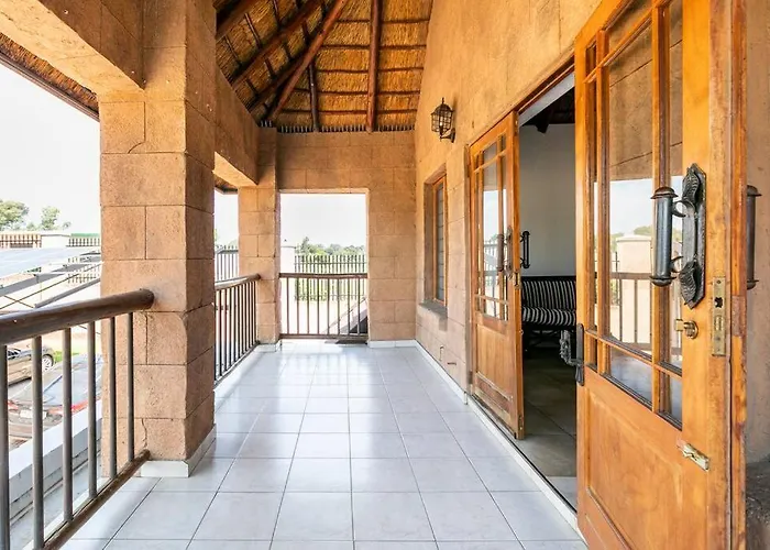 Bishop'S Manor Luxurious Retreat